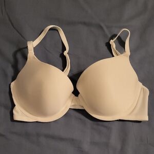 Victoria's Secret Demi Bra